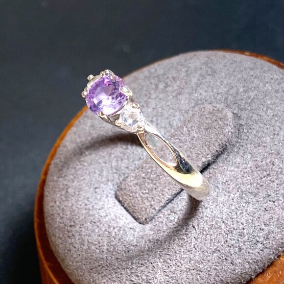 VTG Sterling Silver 925 CZ Prong Set Three Stone Engagement Style Ring Size 9 - Picture 3 of 9